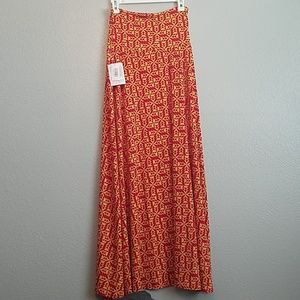 Flowing Maxi skirt